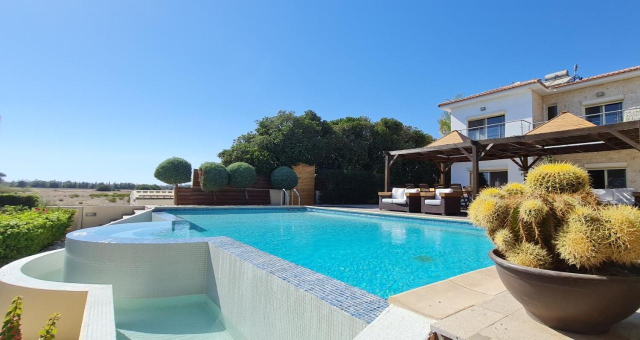 Villa Del Mar Mazotos Exterior photo