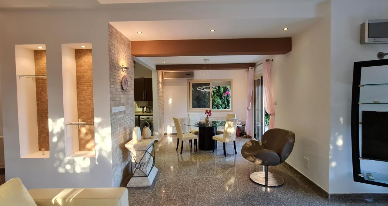Villa Del Mar Mazotos Exterior photo
