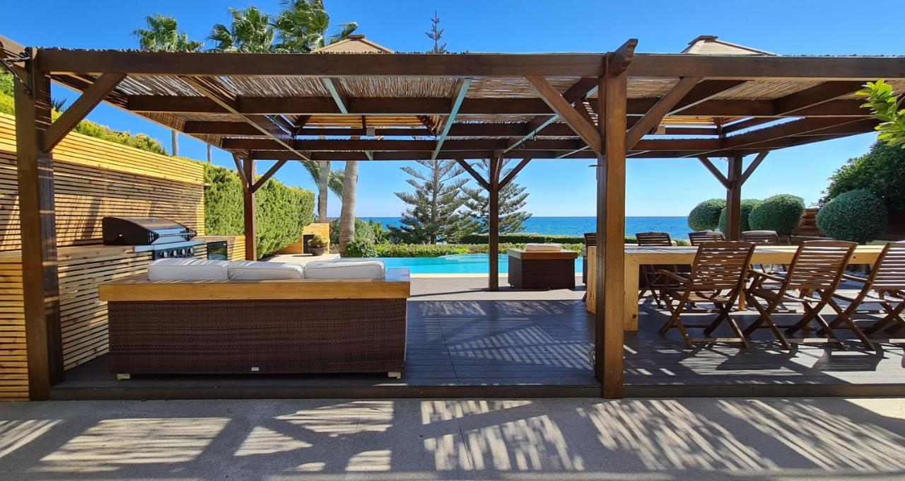 Villa Del Mar Mazotos Exterior photo