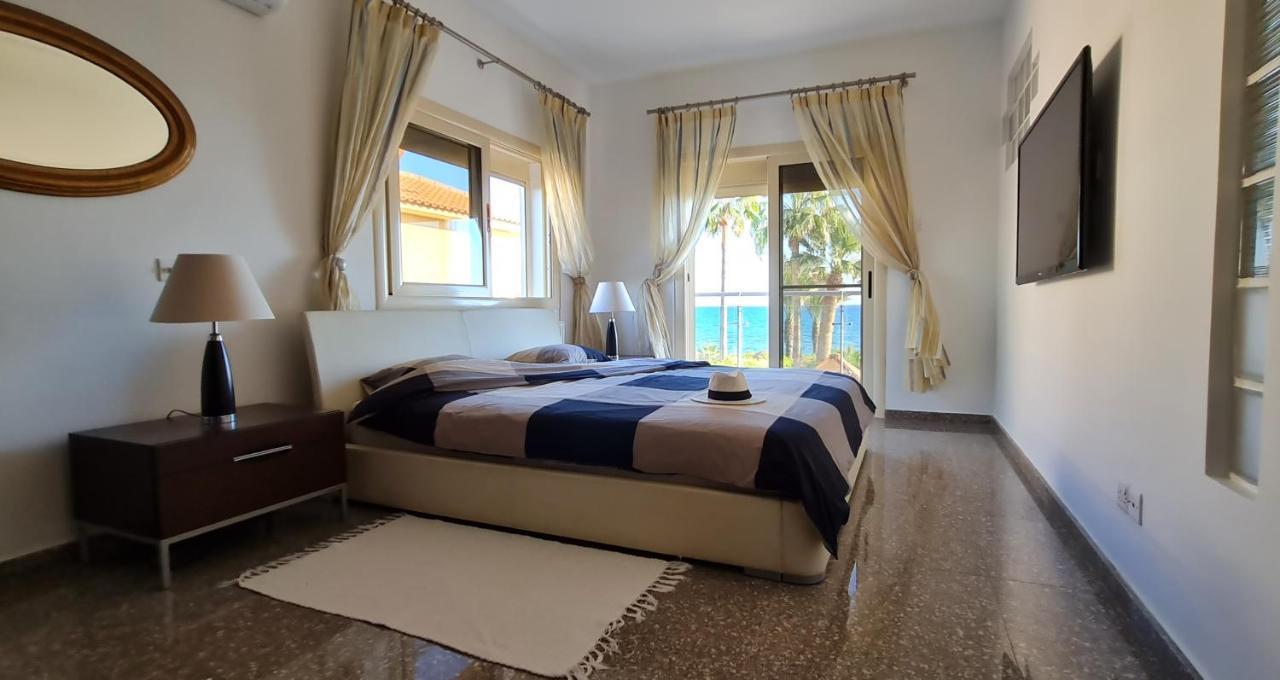 Villa Del Mar Mazotos Exterior photo