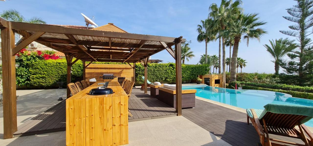 Villa Del Mar Mazotos Exterior photo